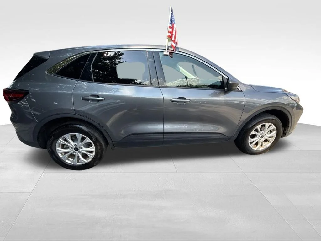 Used 2024 Gray Ford Active image 8