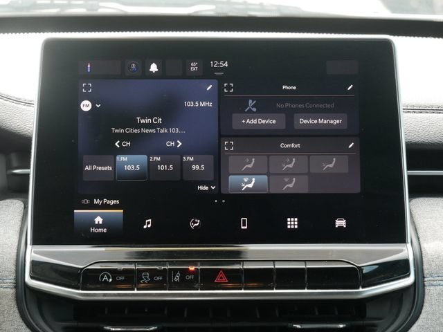 Used 2024 White Jeep Latitude image 7