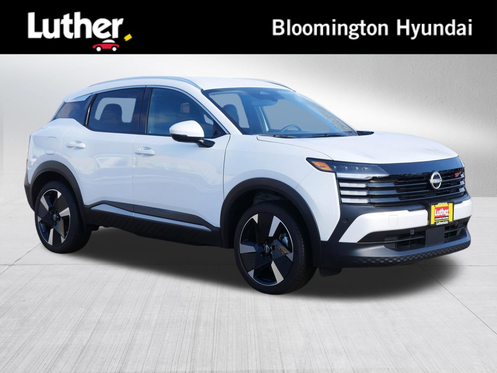 2025 Nissan Kicks SR AWD