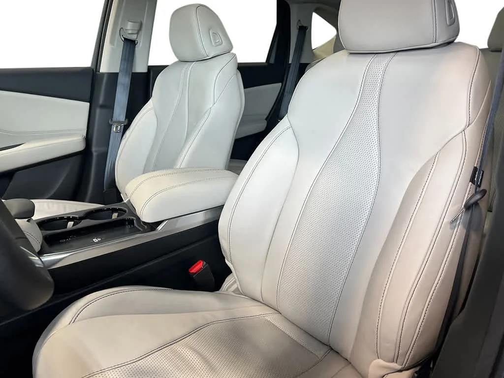 New 2026 Majestic Black Pearl Acura w/Technology Package image 14