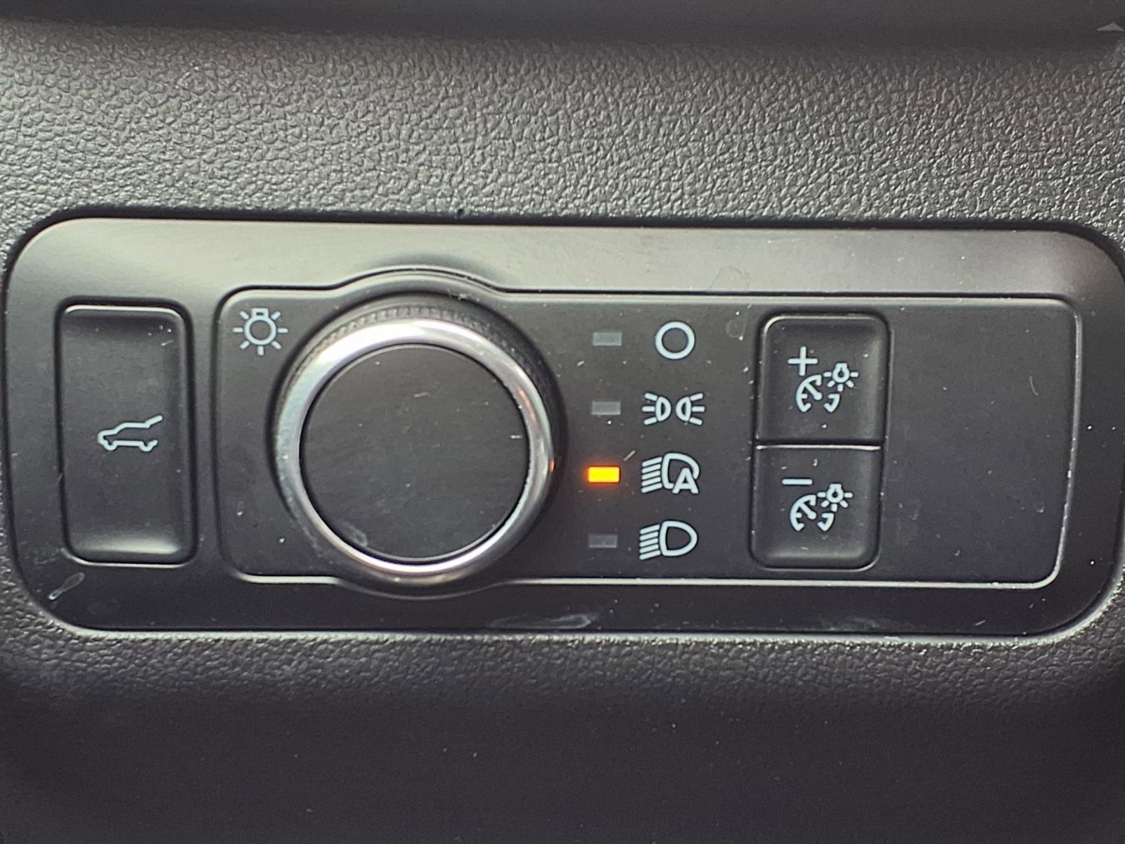 Used 2024 Carbonized Gray Metallic Ford ST-Line image 18