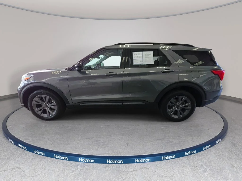 Certified Used 2023 Carbonized Gray Metallic Ford XLT image 8