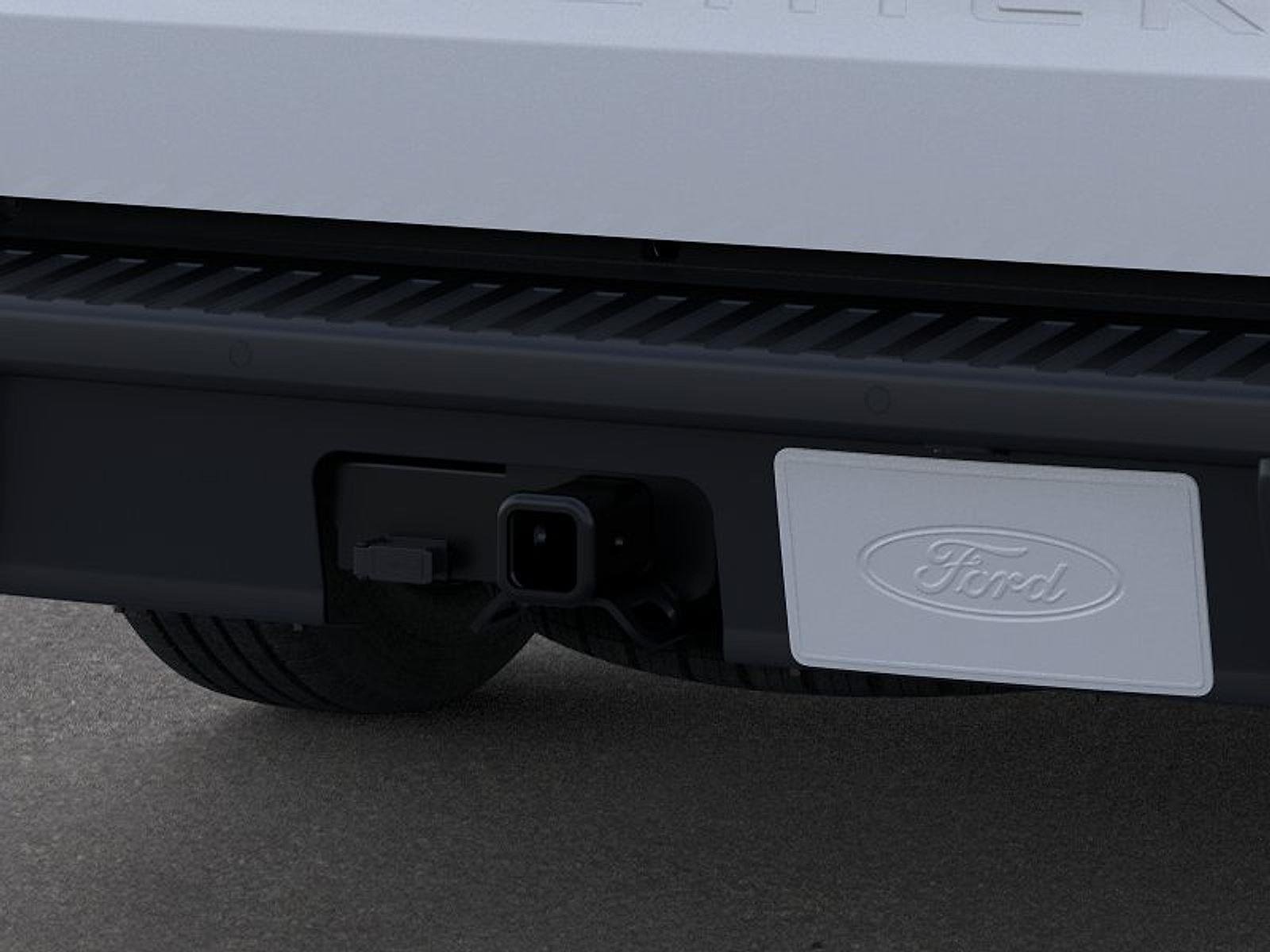 New 2026 Space White Metallic Ford XLT image 23