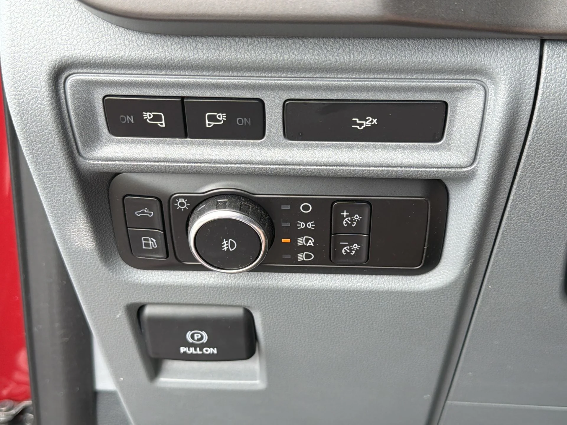 Used 2024 Red Metallic Ford XLT image 18