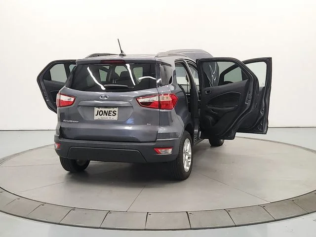 Used 2021  Ford SE image 15