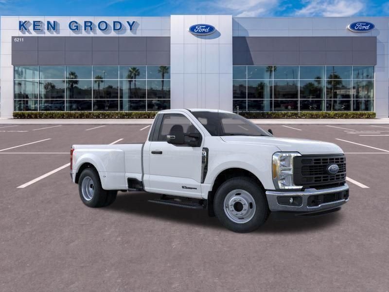 2026 Ford F-350 XL Regular Cab 8' Box DRW's photo