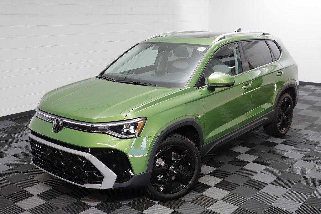 2025 Volkswagen Taos SEL - Photo 2