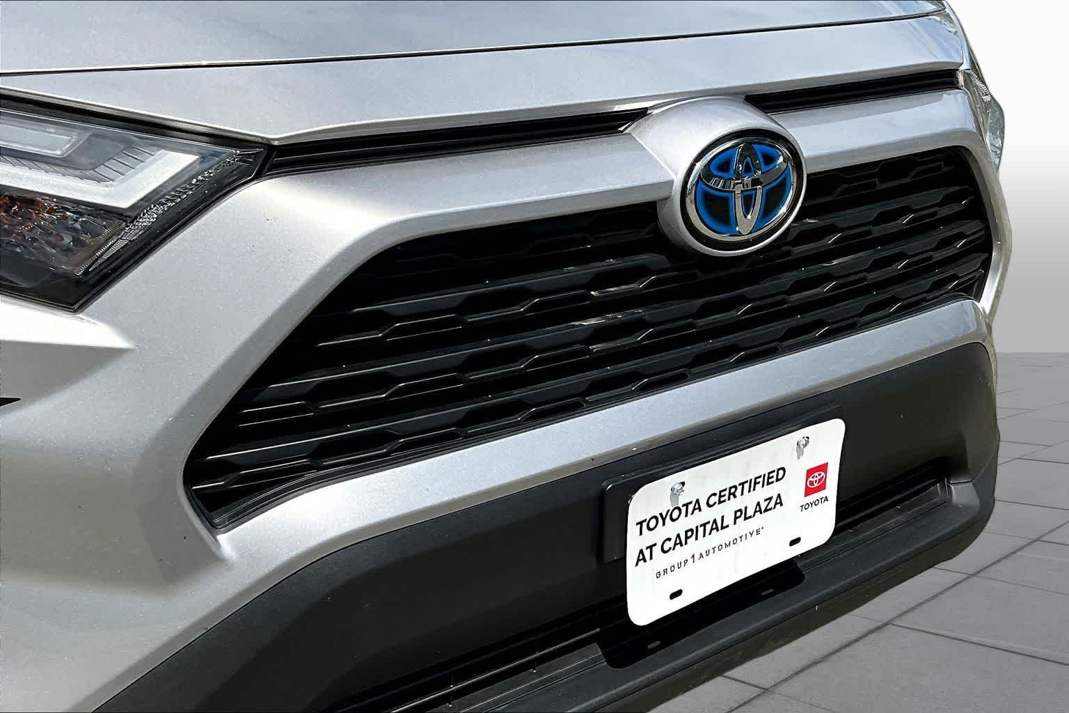 2022 Toyota RAV4 XLE - Photo 51