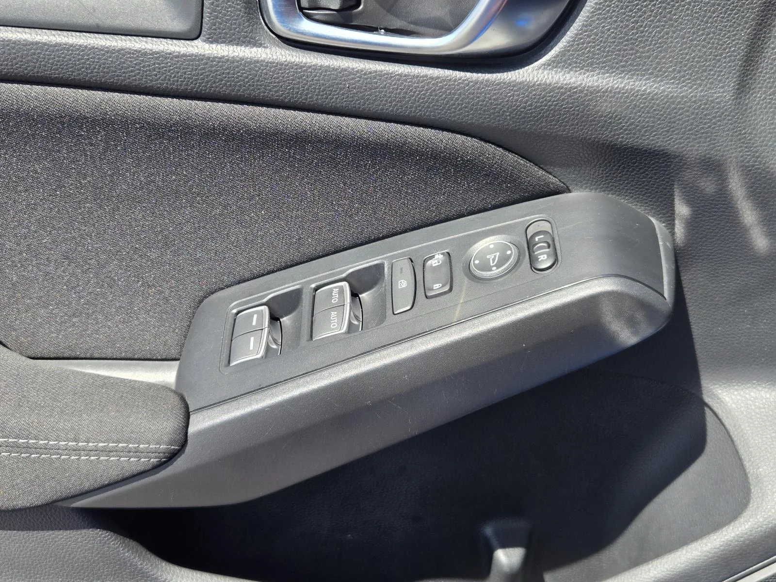 Used 2023 Boost Blue Pearl Honda Sport CVT image 21