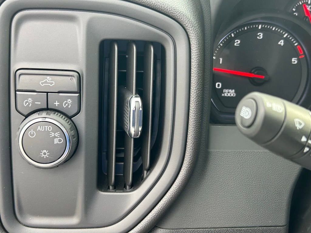 2025 Chevrolet Silverado 2500 HD Work Truck - Photo 30