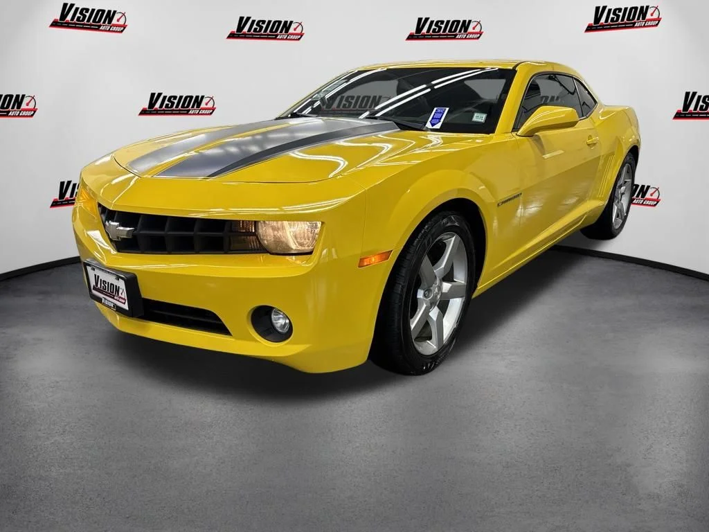 Used 2011 Yellow Chevrolet 2LT image 1
