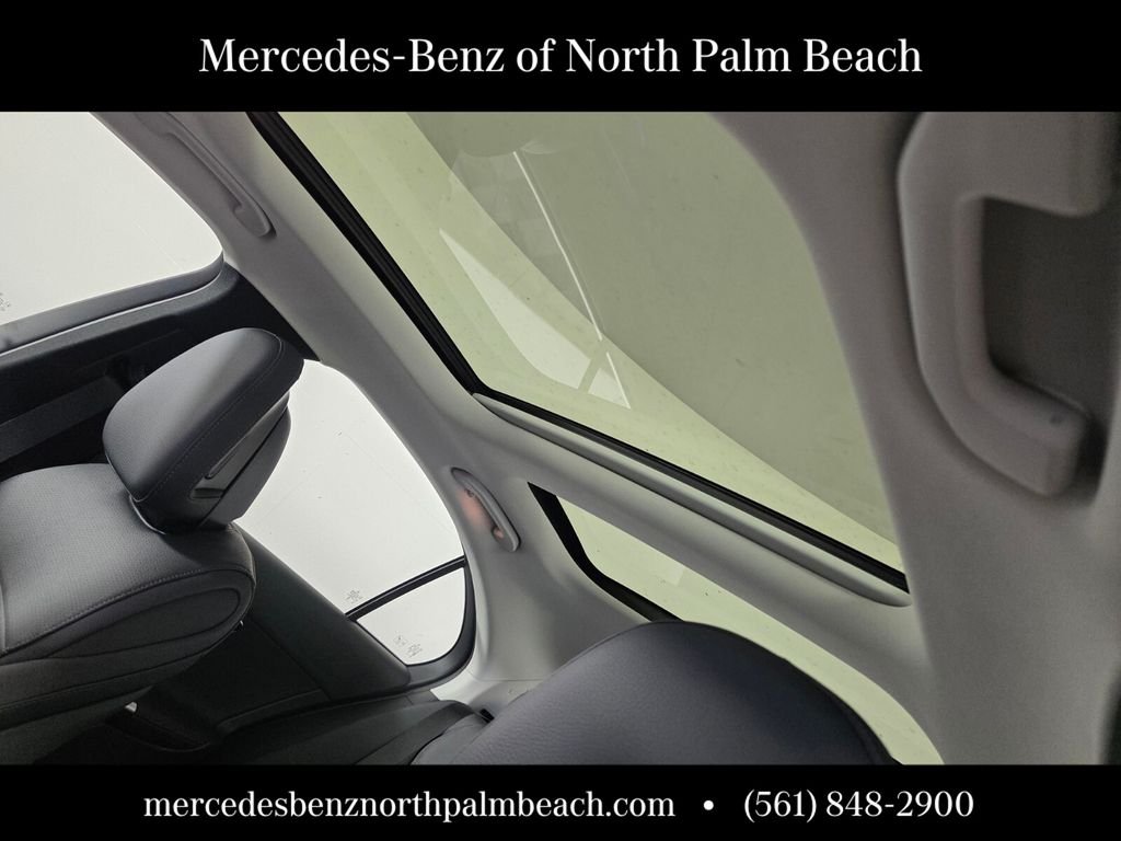 New 2026 Graphite Grey Metallic Mercedes-Benz C 300 image 10
