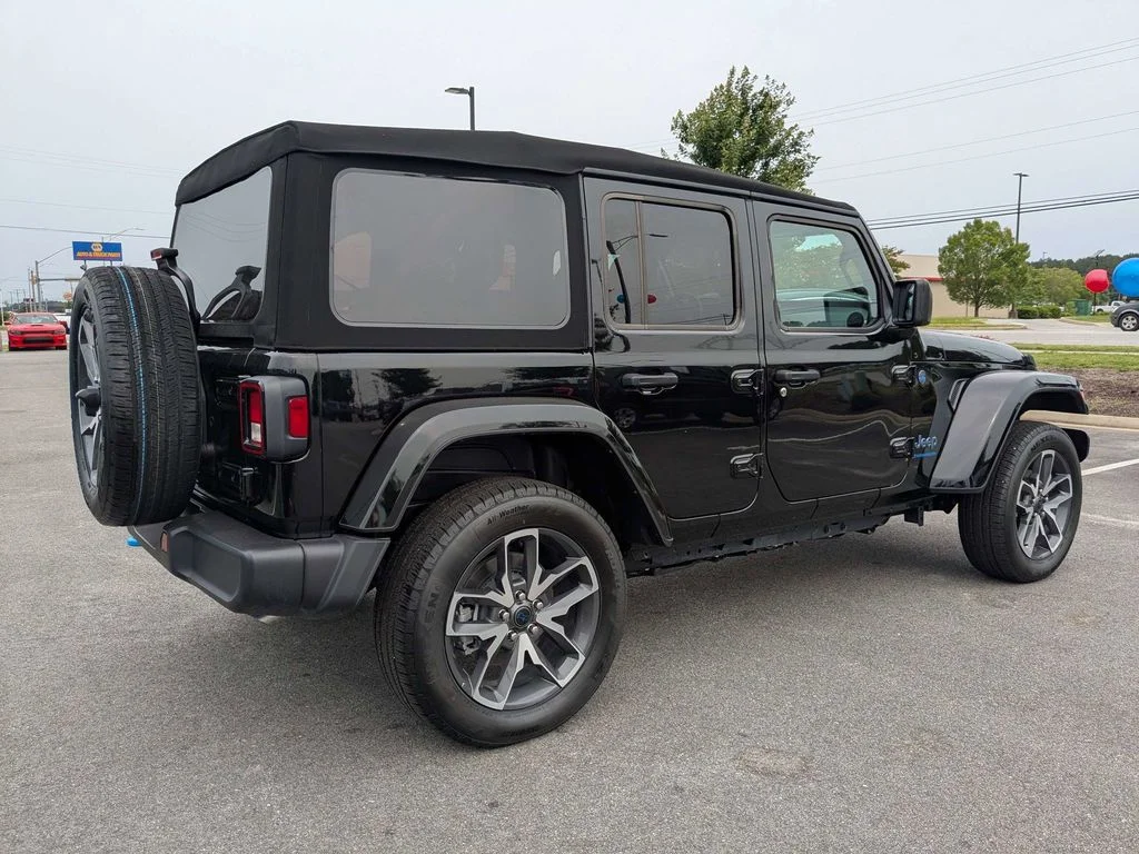 New 2024 Black Clear-Coat Exterior Paint Jeep Sport S 4xe image 3