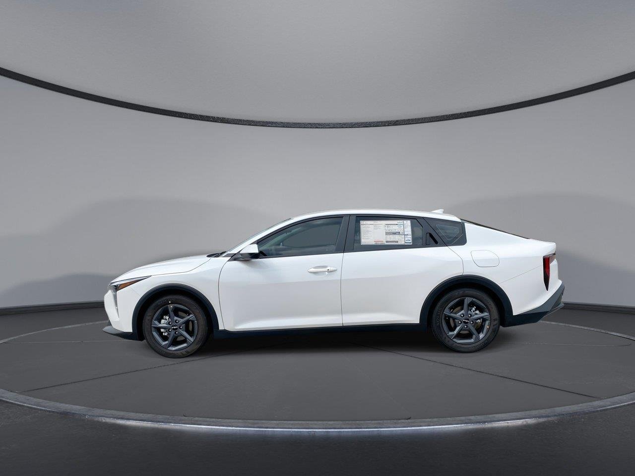 New 2026 Snow White Pearl Kia LXS image 5