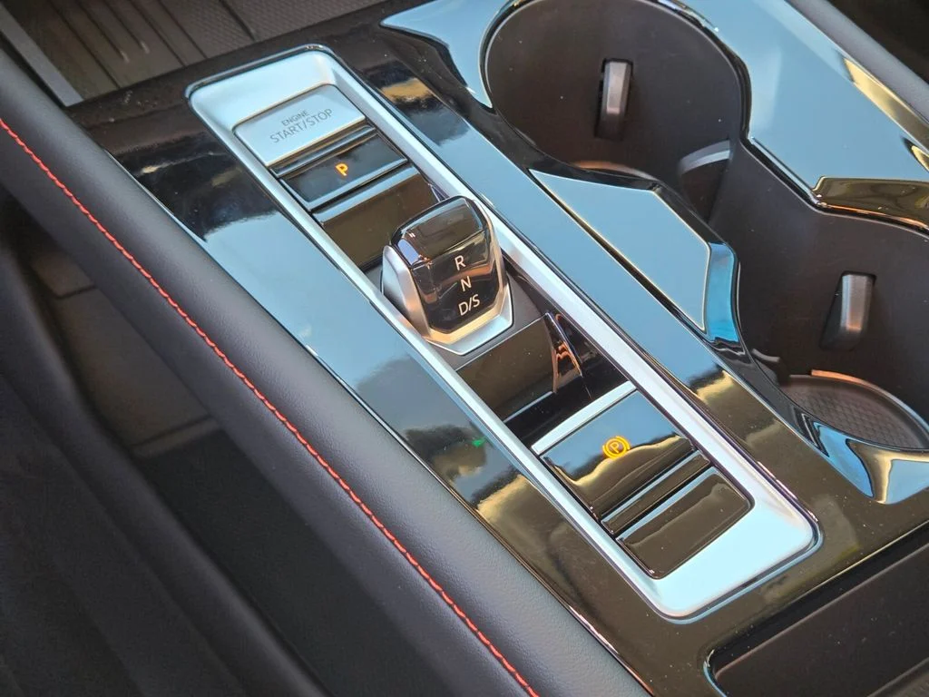 New 2026 White Volkswagen 2.0T Peak Edition image 15
