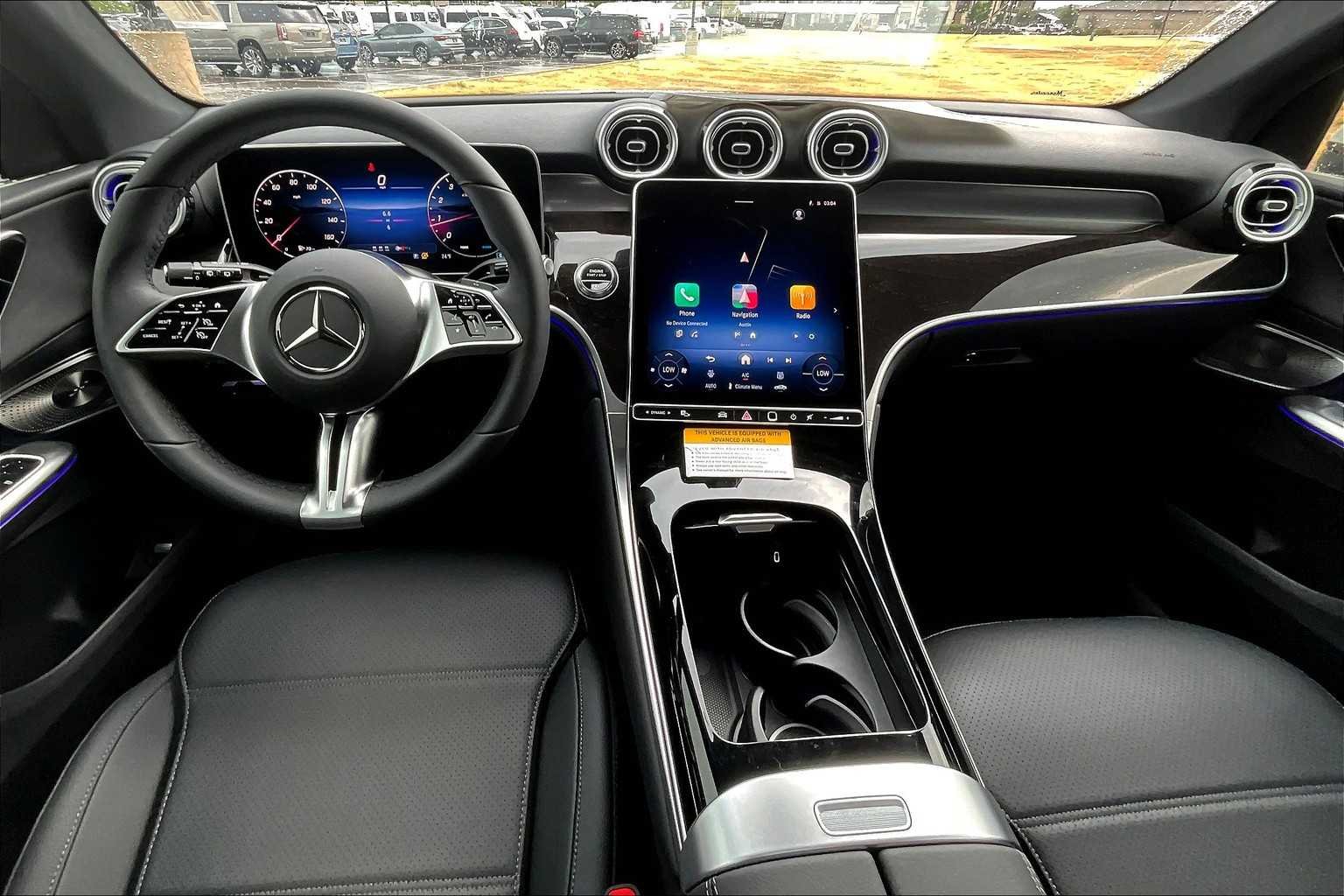 New 2026 Polar White Mercedes-Benz GLC 300 image 5
