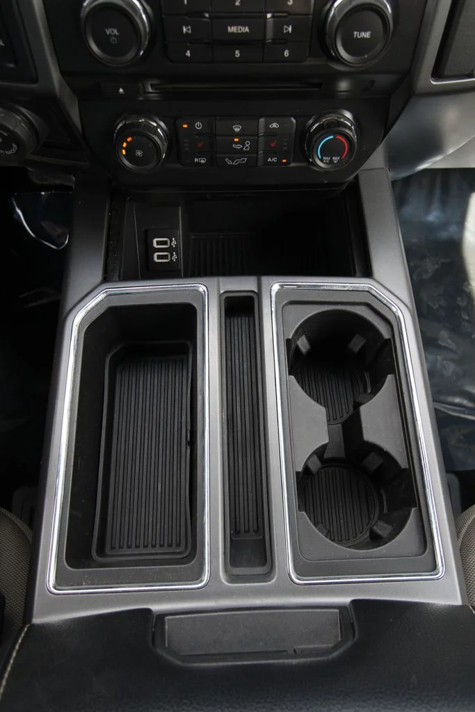 Used 2018 Black Ford XLT image 26
