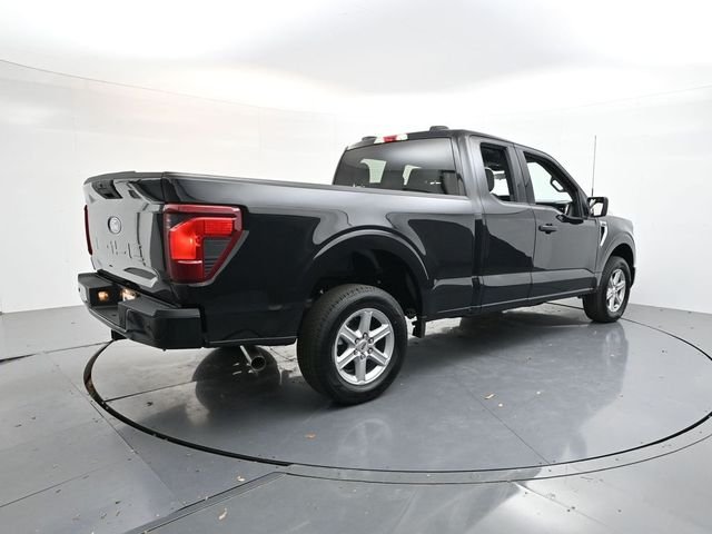 New 2026 Black Ford XLT image 7