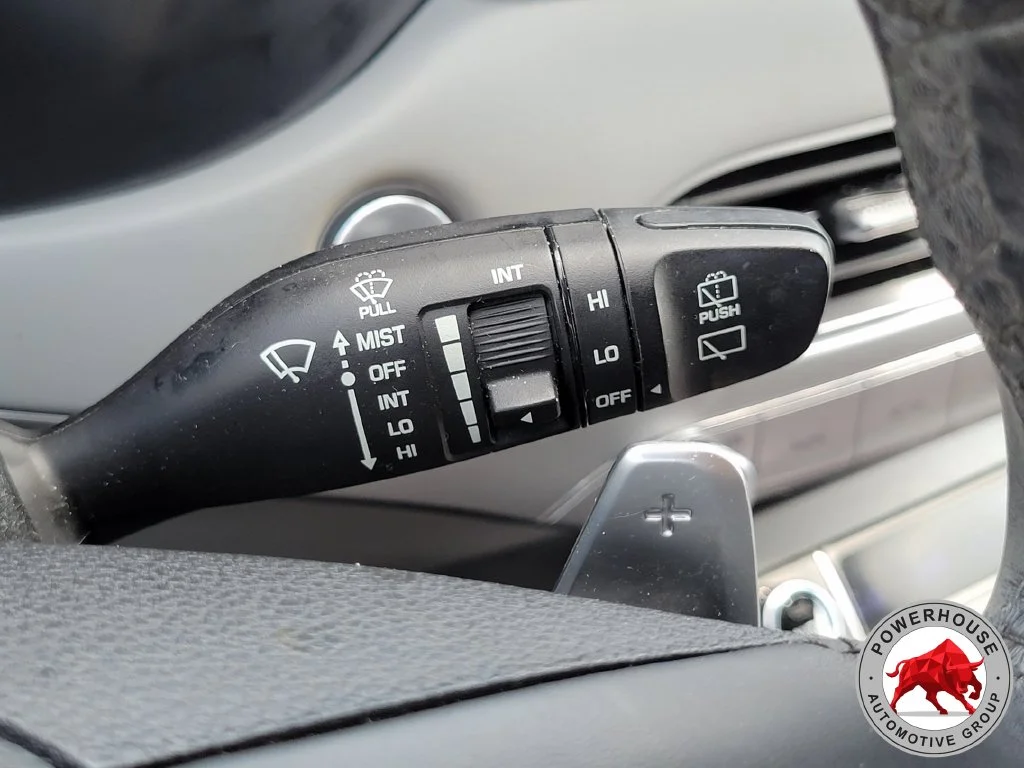 Used 2021 Black Hyundai SEL image 32
