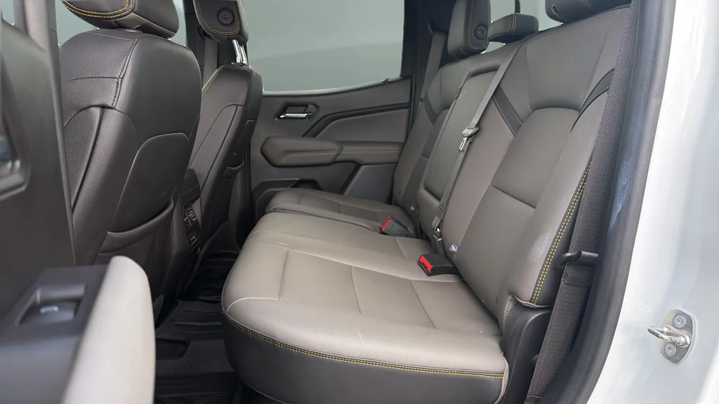 Used 2023 White Chevrolet ZR2 image 19