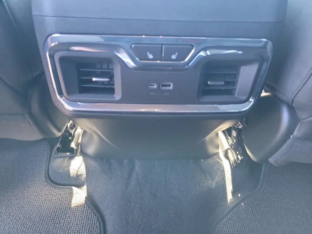 2026 Chevrolet Silverado 1500 High Country - Photo 21