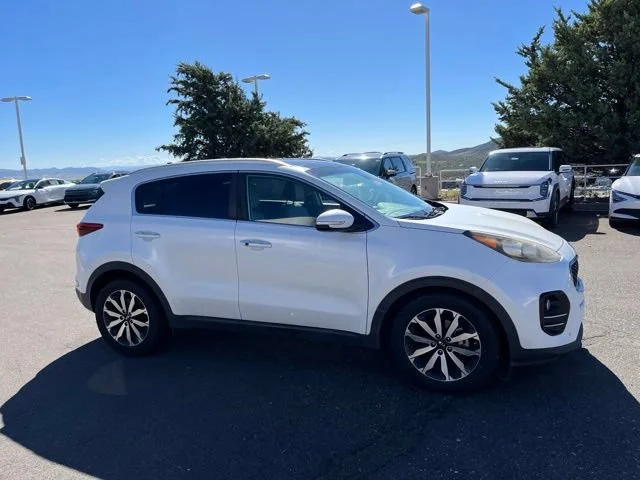 Used 2017 Snow White Pearl Kia EX image 5