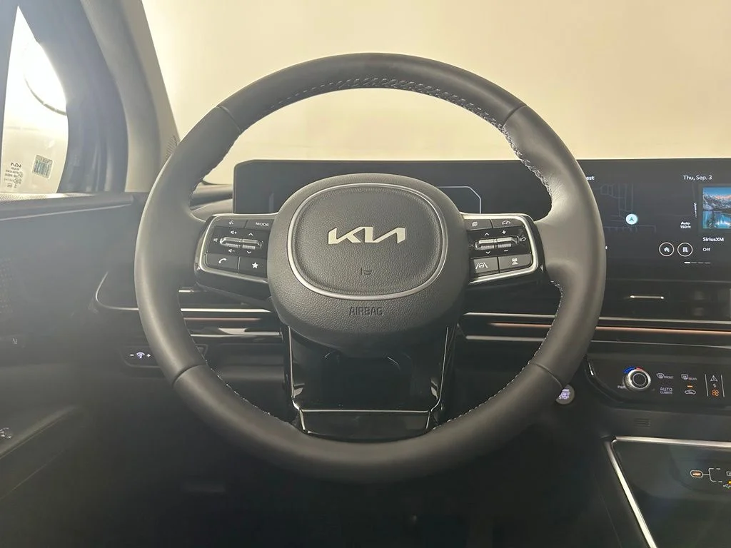 New 2026 Ceramic Silver Kia SX Prestige image 5