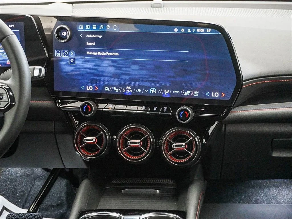 2026 Chevrolet Blazer EV RS - Photo 18