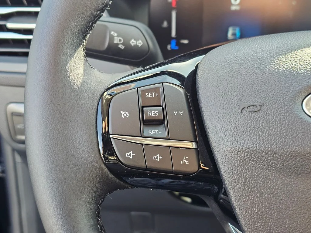 New 2025 Black Ford Active image 26