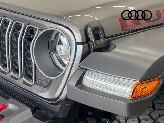 Used 2025 Gray Jeep Rubicon image 4
