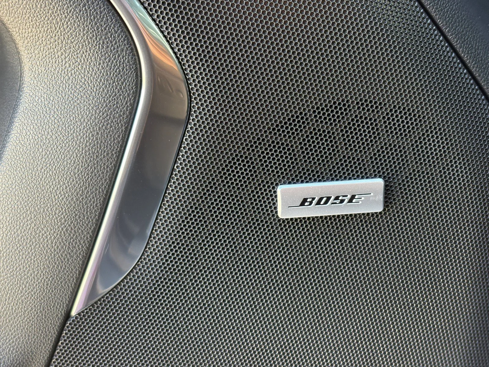 2027 Chevrolet Tahoe LT - Photo 25