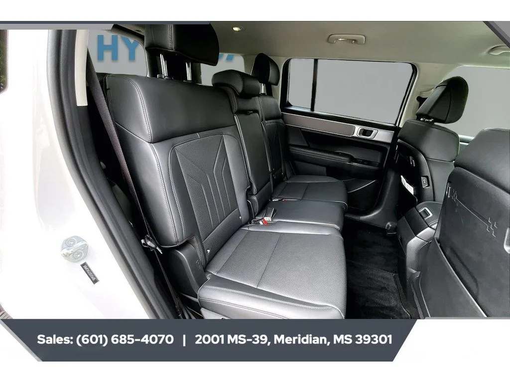 Used 2025 SERENITY WHITE Hyundai SEL image 20