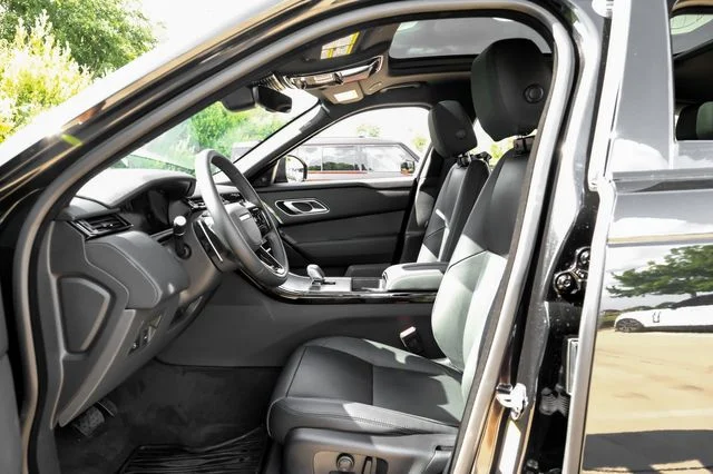 New 2026 Black Land Rover S image 3