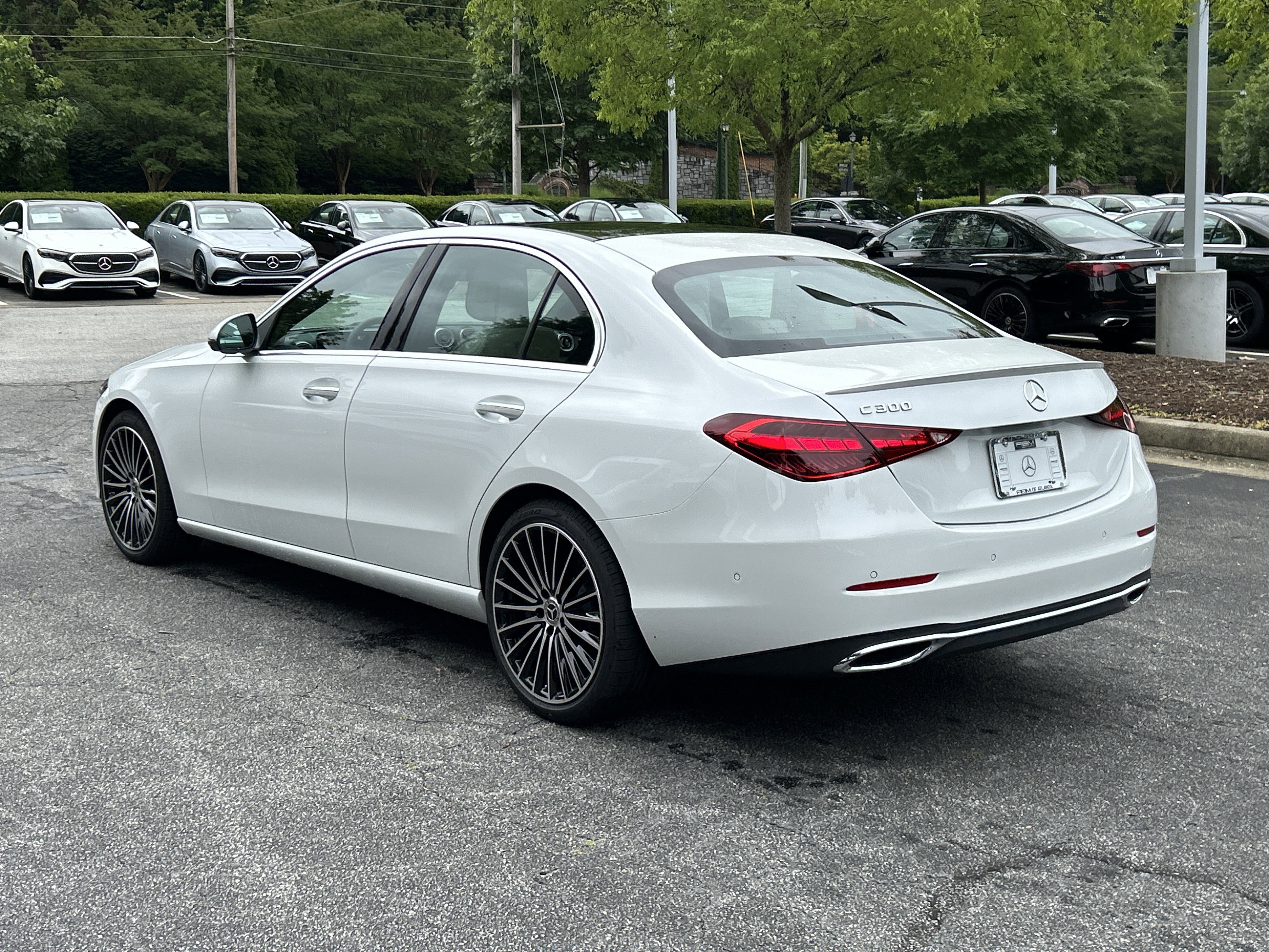 New 2026 MANUFAKTUR Moonlight White Metallic Mercedes-Benz C 300 Sedan image 13