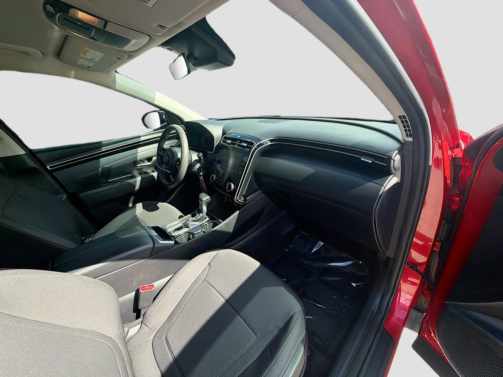 2022 Hyundai Tucson SE - Photo 29