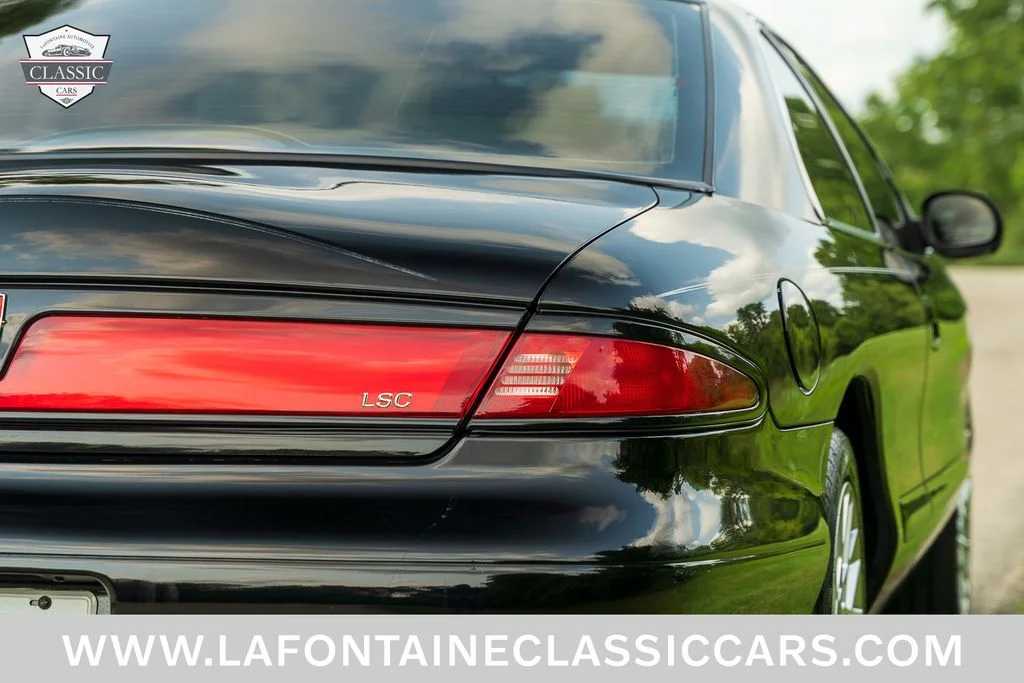 Used 1997  Lincoln LSC image 25