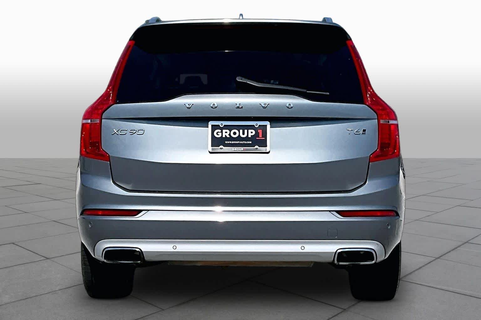 Used 2016 Bright Silver Metallic Volvo T6 Momentum image 5