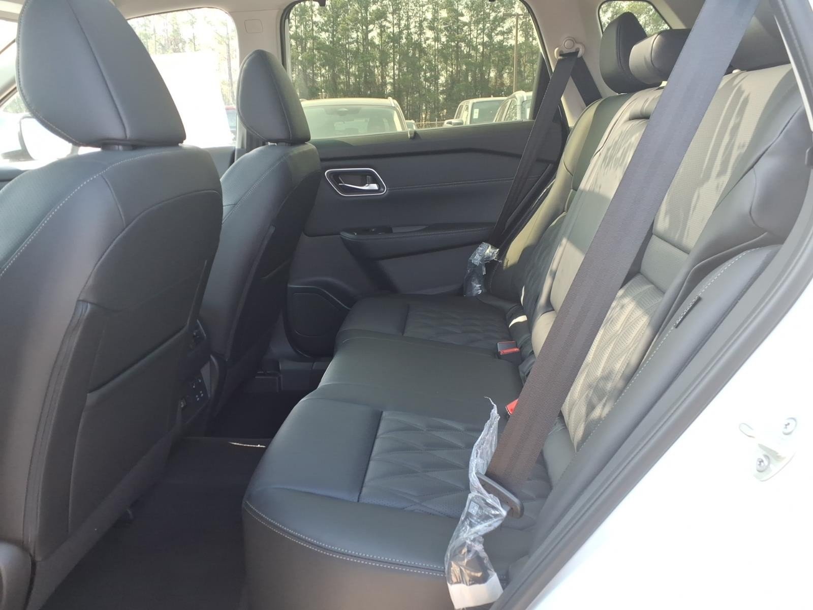 2026 Nissan Rogue Platinum White at Robbins Nissan