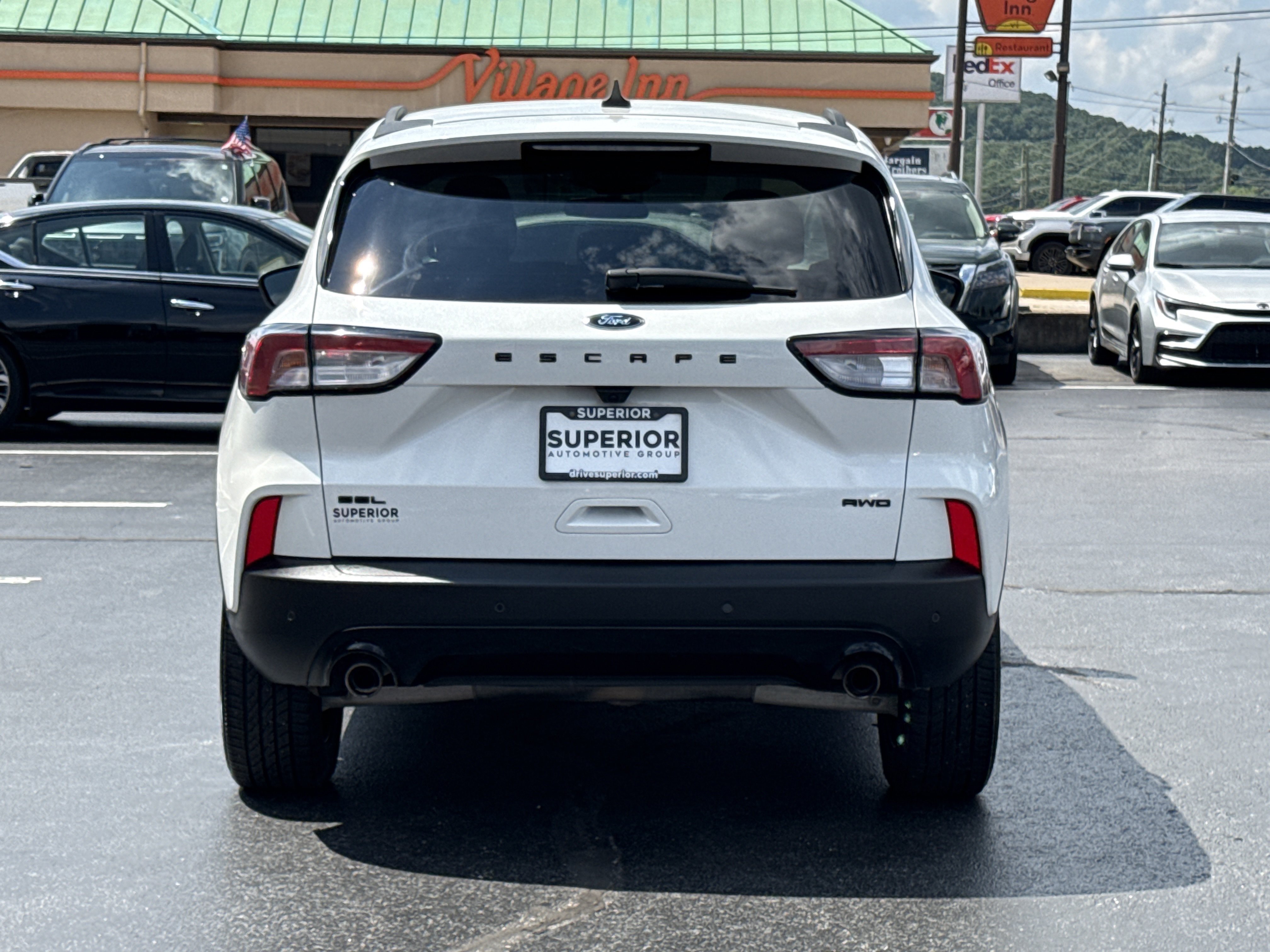 Used 2021 Iconic Silver Metallic Ford SEL AWD image 4