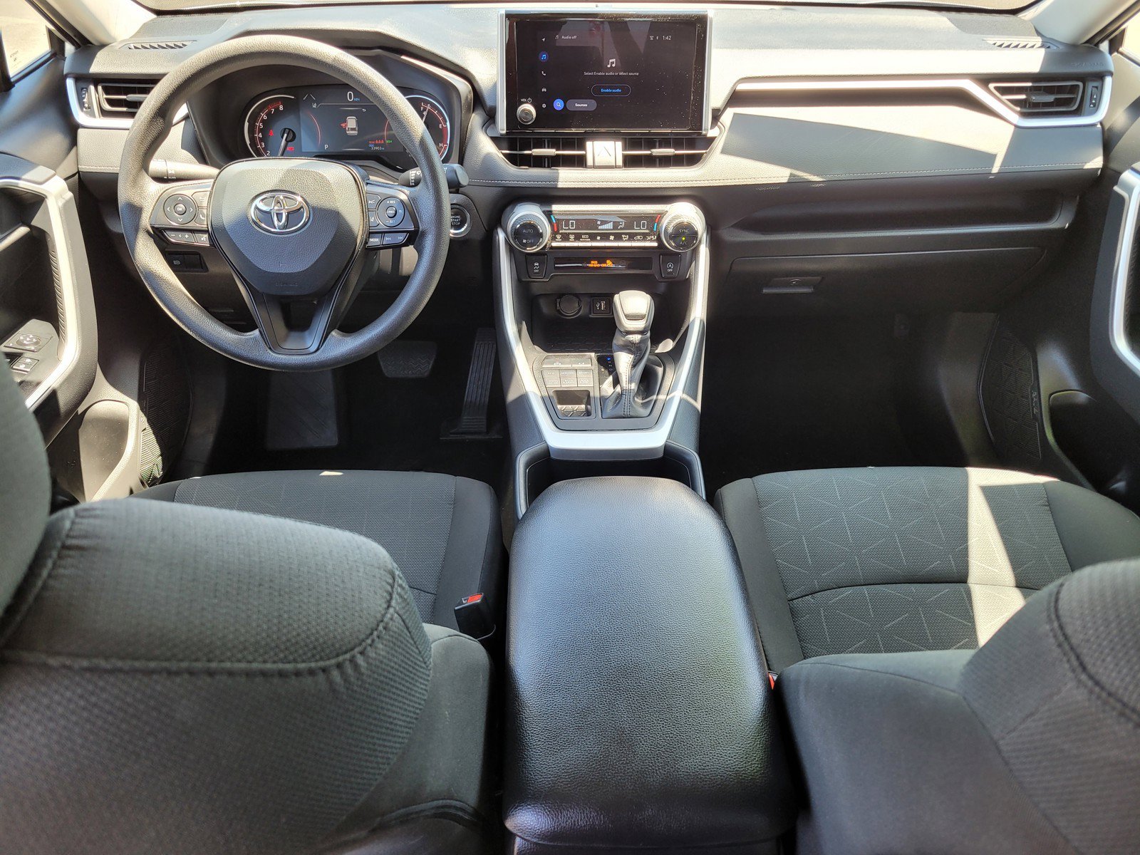 Used 2025 Silver Toyota XLE image 14