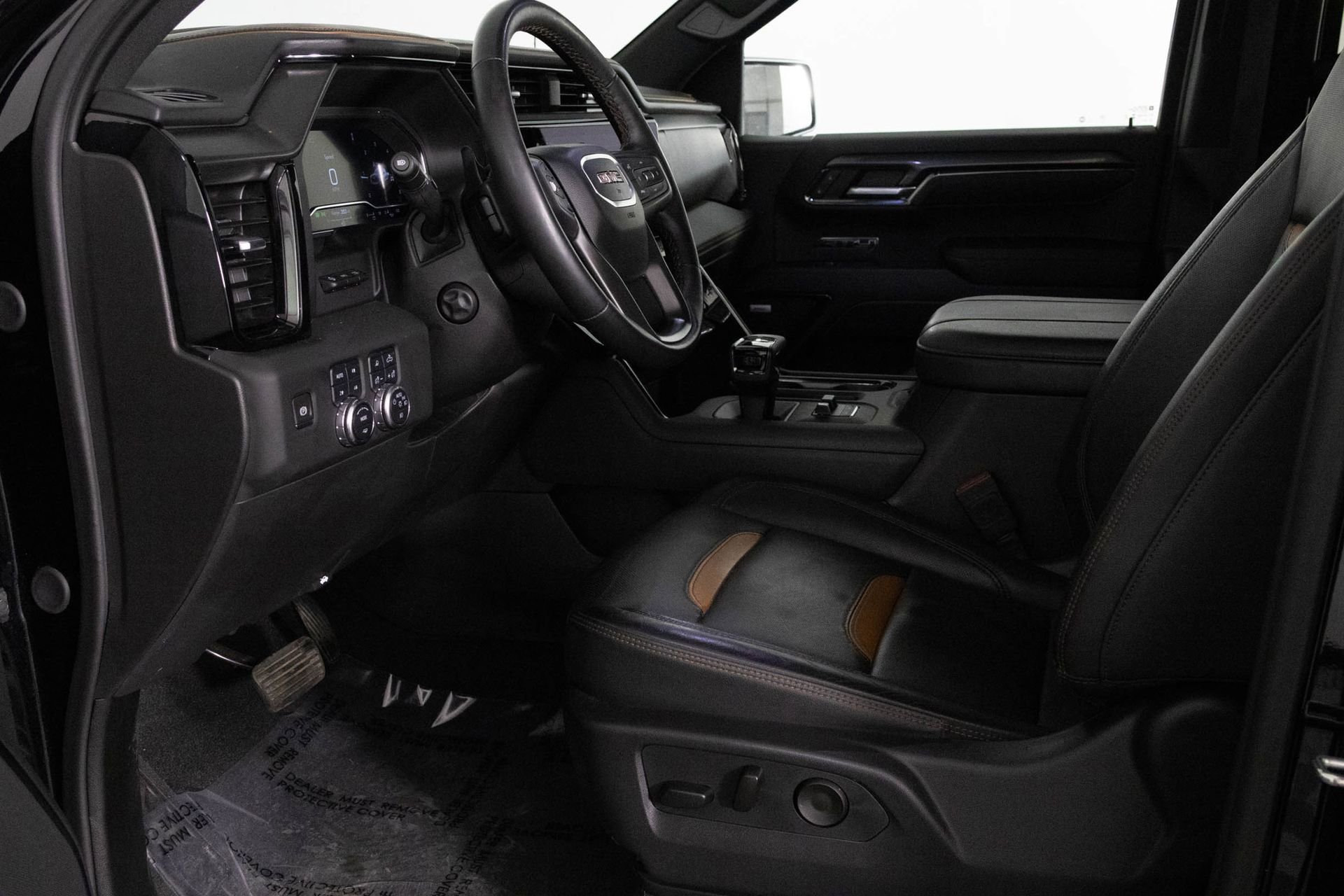 2024 GMC SIERRA - Image 16