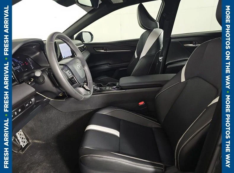 Used 2025 Gray Toyota SE image 6
