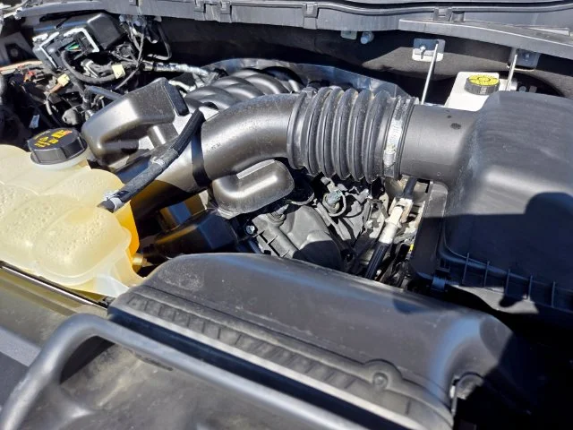 Used 2025 Silver Ford XLT image 21
