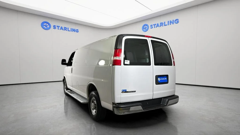 Used 2024 Summit White Chevrolet WT image 6