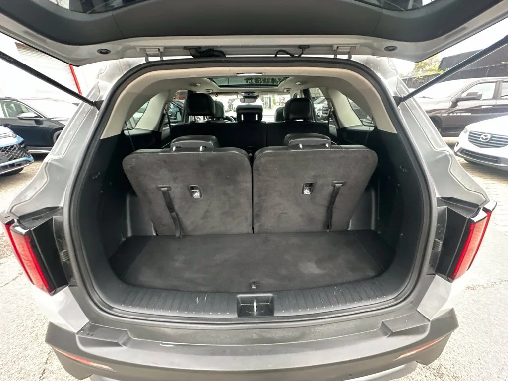Used 2023 Gray Kia X-Line S image 30