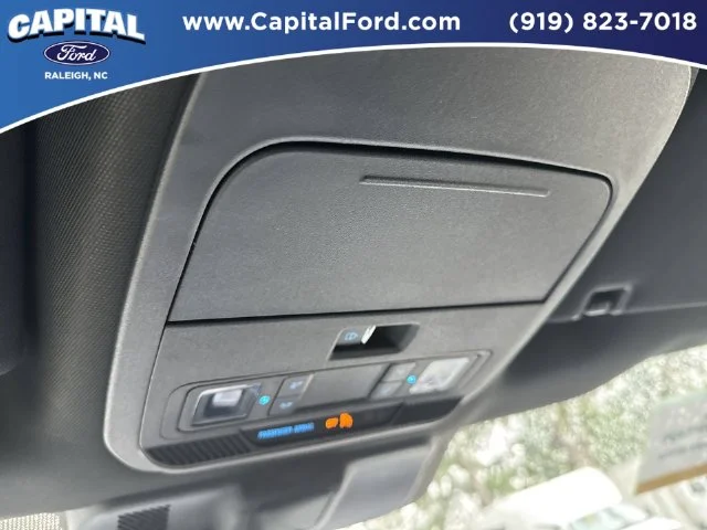 Used 2023 Black Ford XLT image 32