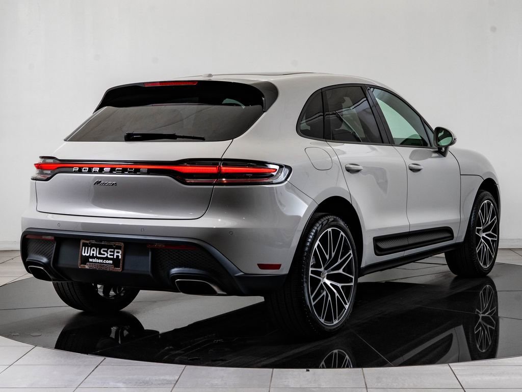 New 2026 Chalk Porsche  image 8