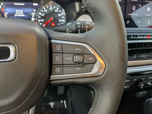 Used 2026 Silver Jeep Limited image 29