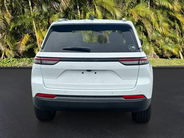 Used 2026 White Jeep Limited image 7