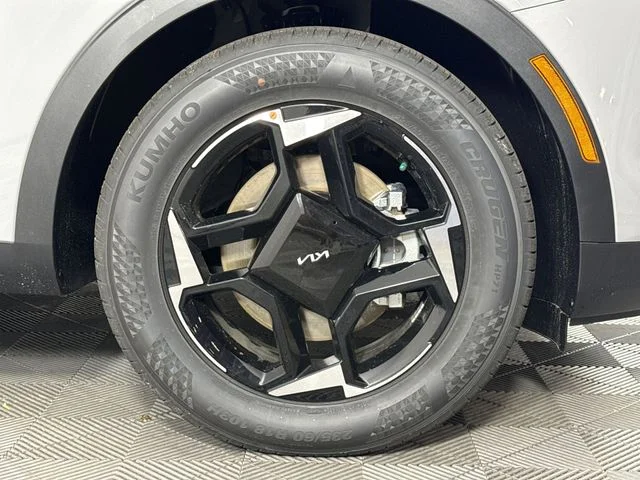 New 2026 Wolf Gray Kia EX image 10